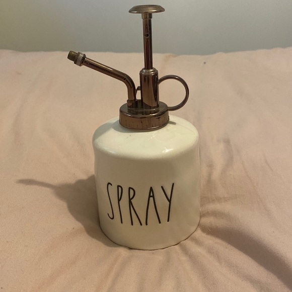 Rae Dunn spritzer - Picture 1 of 3